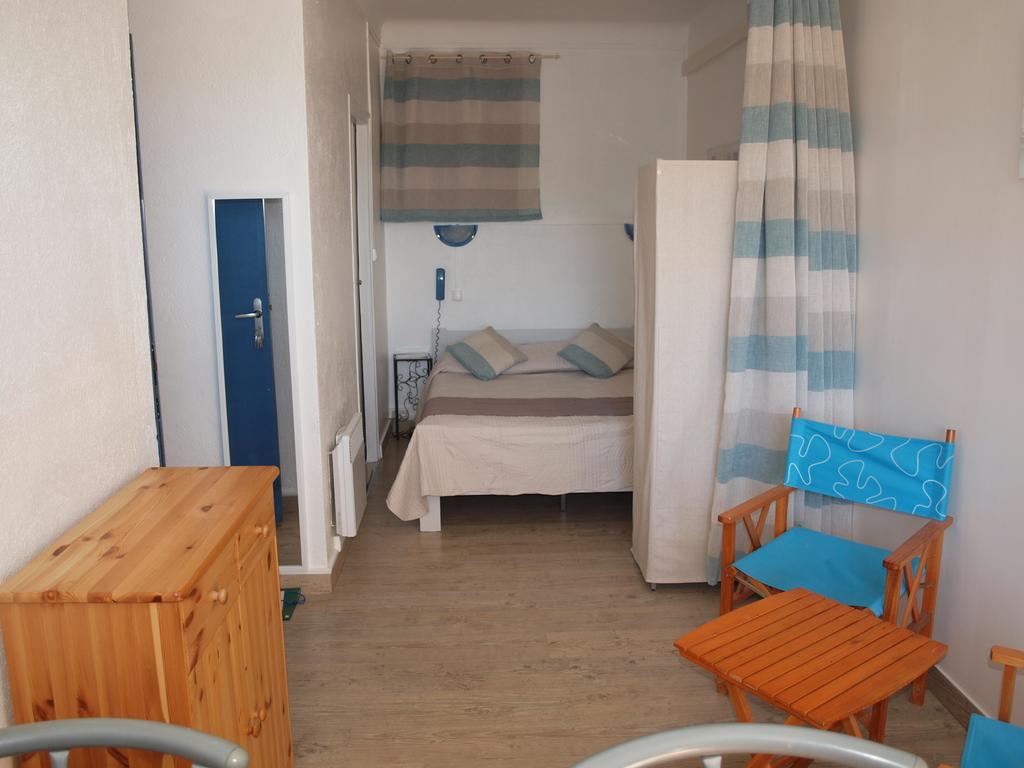 Hotel Restaurant - Villa Les Sirenes Argelès-sur-Mer Exteriör bild